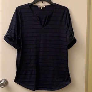 Faith and Joy V-Neck Top Size XL